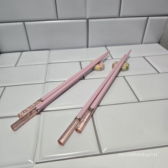 2 Sets of Pink Chopsticks And Coordinating Rests GIFT BAGGED - Picture 2 of 11